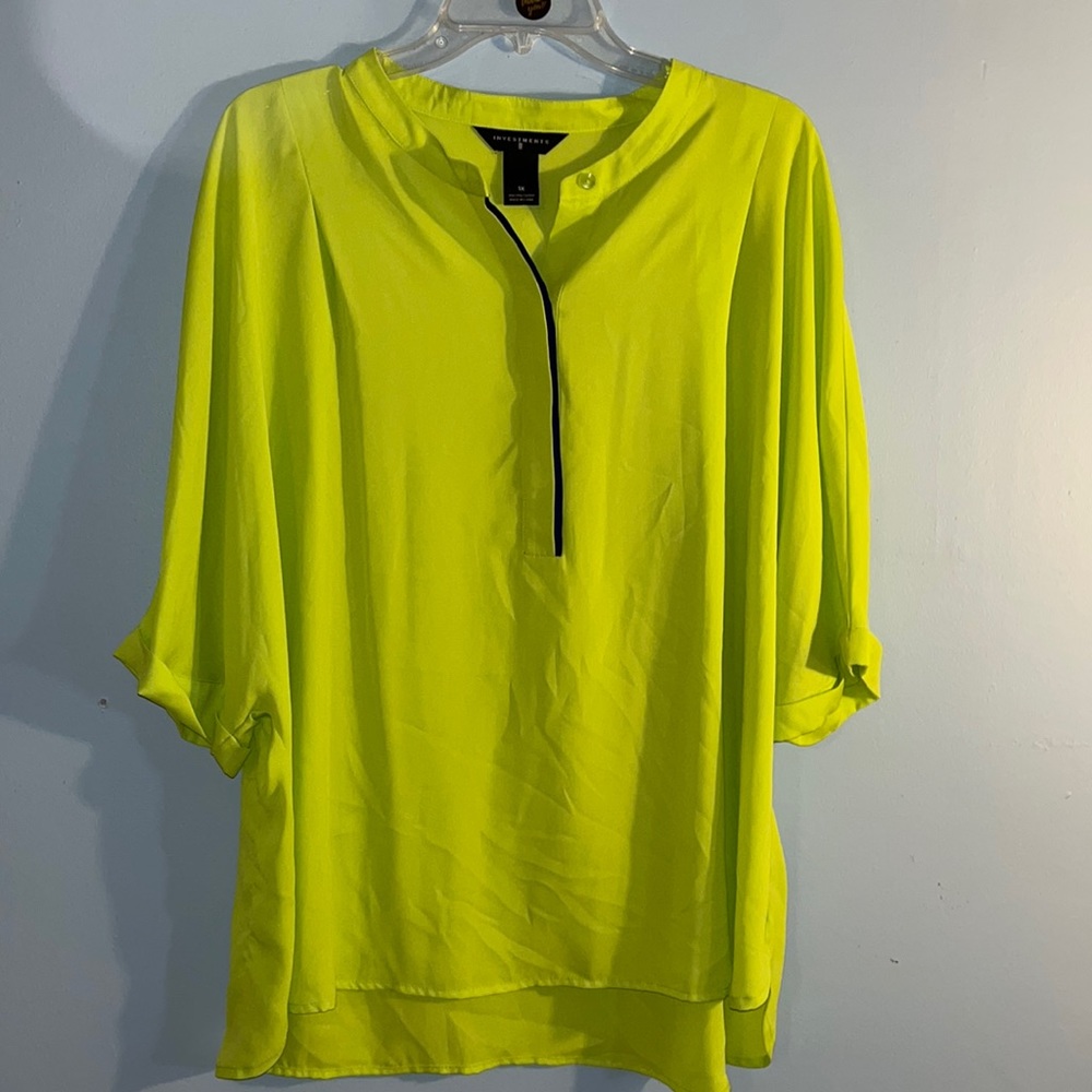 Investments II Lime Green Navy Blue trim Top plus size 1x